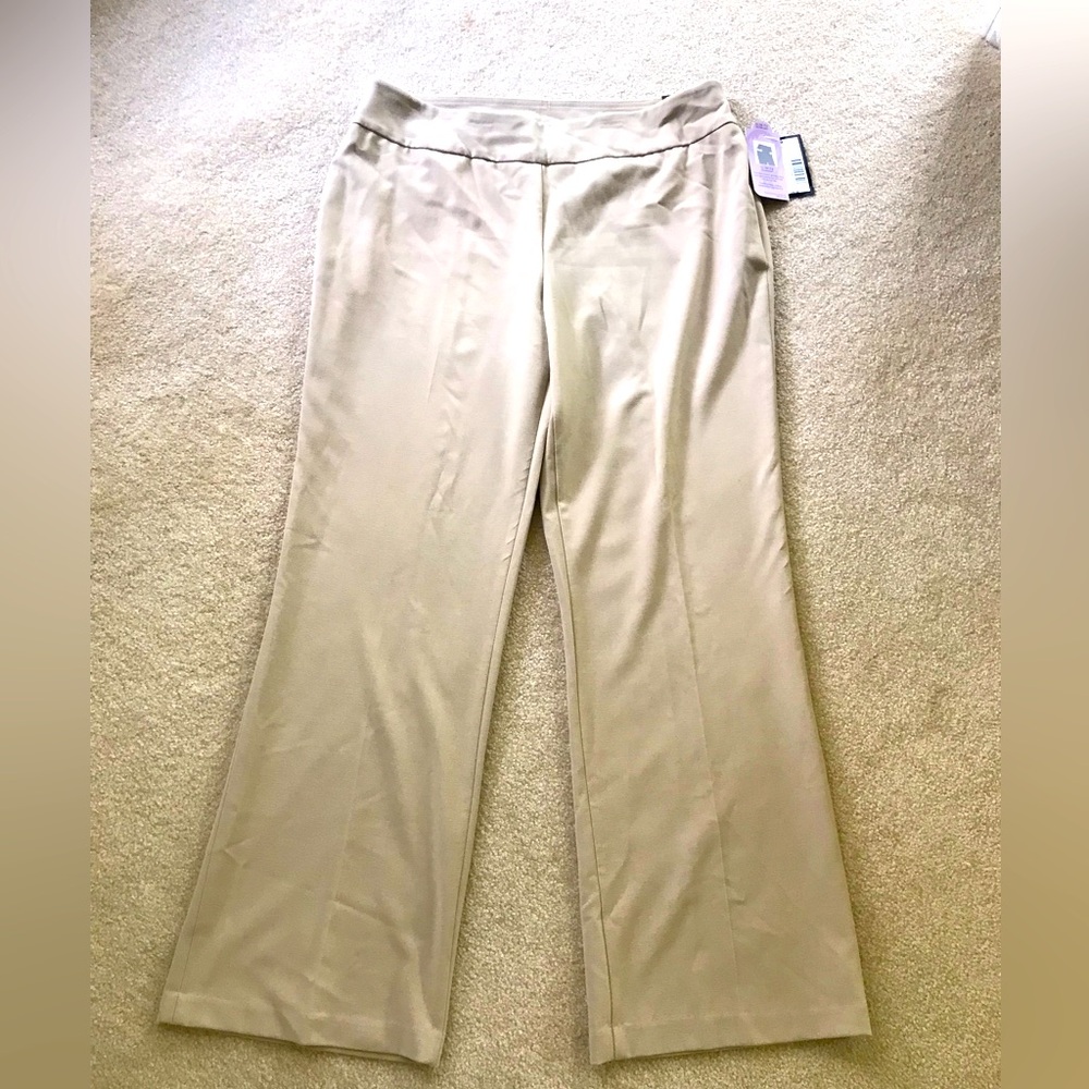 Investments Park Avenue Boot Leg Slim FX Technology Camel Pants Size 14R
